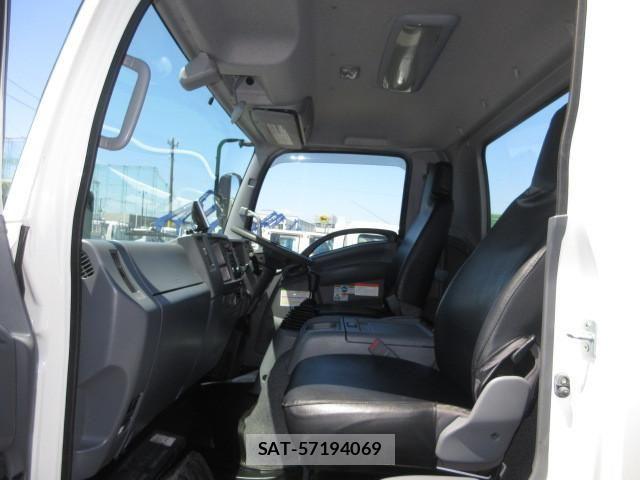 Isuzu FORWARD 2020-07 8524927-22