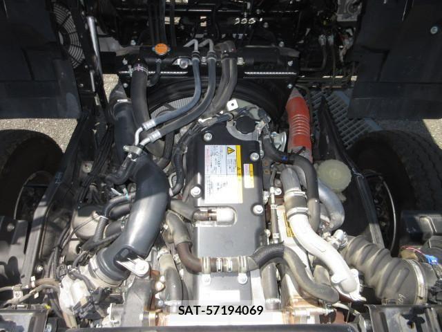 Isuzu FORWARD 2020-07 8524927-24