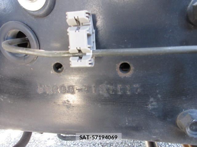 Isuzu FORWARD 2020-07 8524927-26