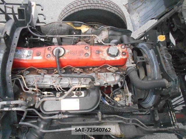 Isuzu FORWARD 1989-04 8524965-15