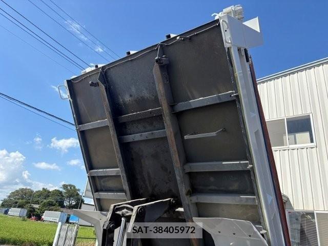 Isuzu FORWARD 2016-12 8561970-11