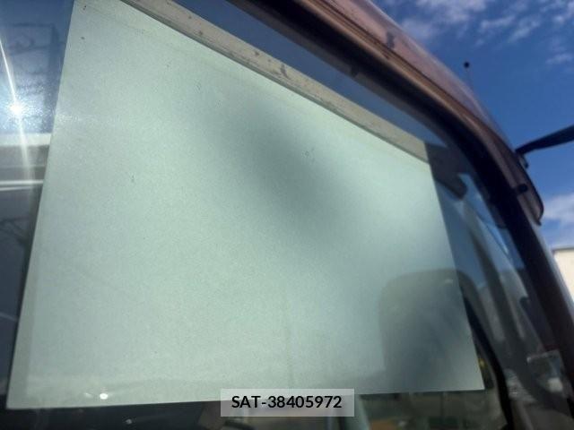 Isuzu FORWARD 2016-12 8561970-19