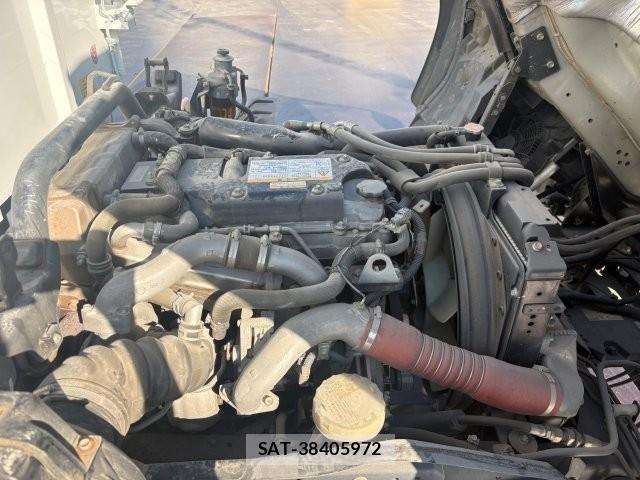 Isuzu FORWARD 2016-12 8561970-26