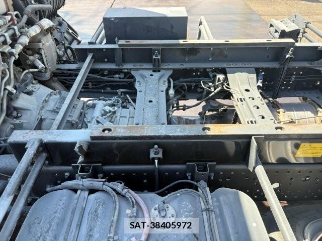 Isuzu FORWARD 2016-12 8561970-27