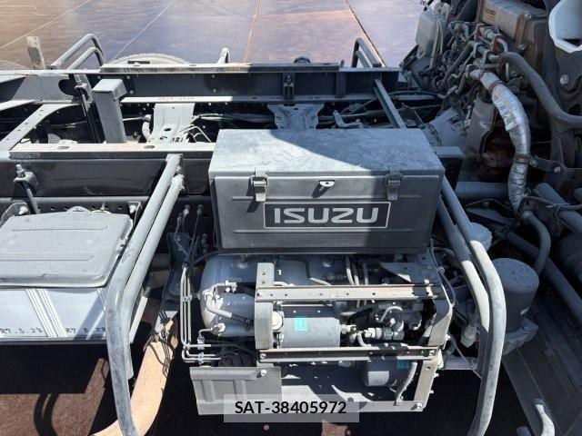Isuzu FORWARD 2016-12 8561970-28