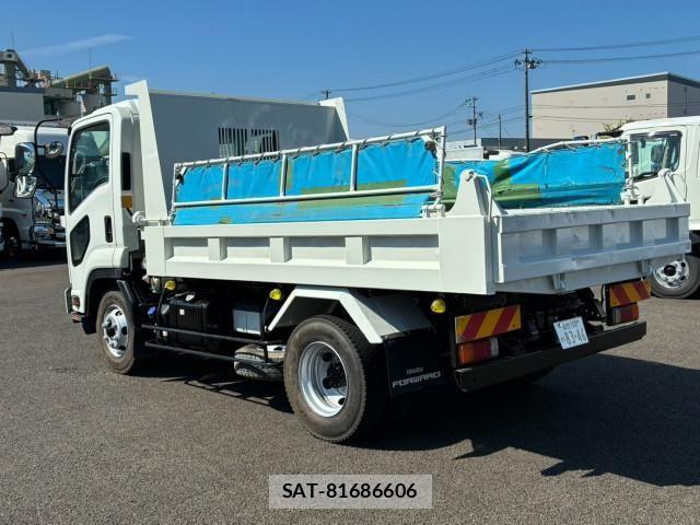 Isuzu FORWARD 2020-01 8561960-5