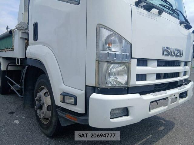 Isuzu FORWARD 2011-02 8561971-19