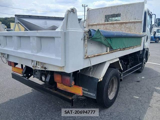 Isuzu FORWARD 2011-02 8561971-23