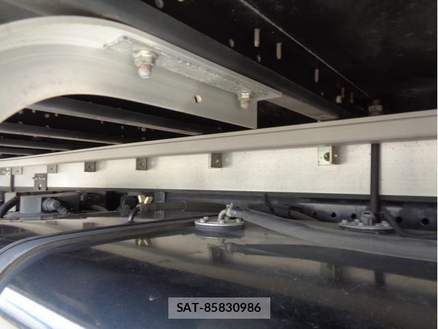 Isuzu FORWARD 2021-05 8561961-21