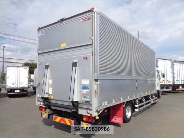 Isuzu FORWARD 2021-05 8561961-2