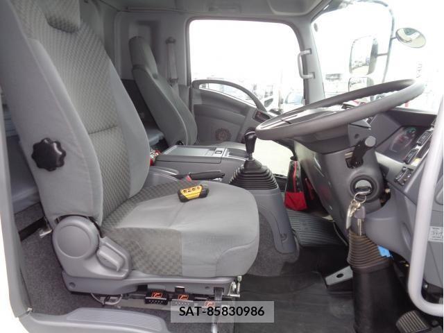 Isuzu FORWARD 2021-05 8561961-29