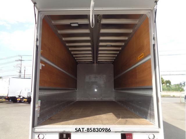 Isuzu FORWARD 2021-05 8561961-5