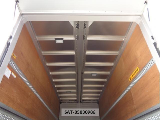 Isuzu FORWARD 2021-05 8561961-6