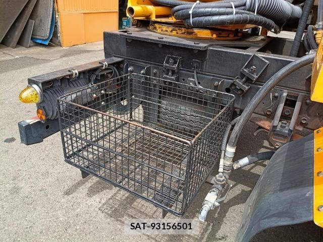 Isuzu FORWARD 2015-11 8561959-14