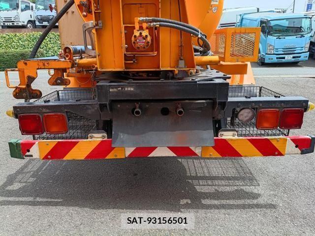 Isuzu FORWARD 2015-11 8561959-15