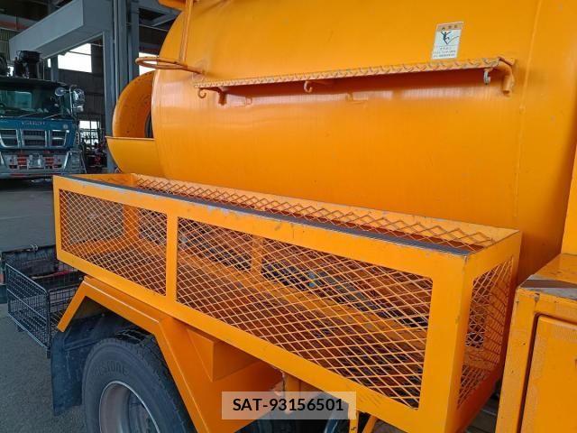 Isuzu FORWARD 2015-11 8561959-18
