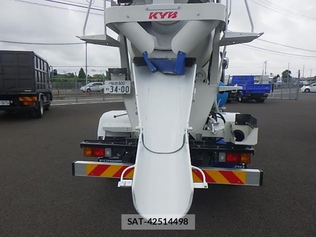 Isuzu FORWARD 2022-06 8561958-13