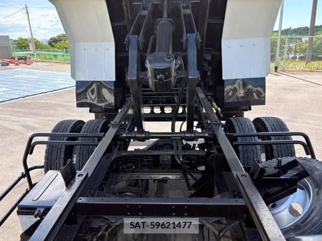 Isuzu FORWARD 2012-11 8561963-14