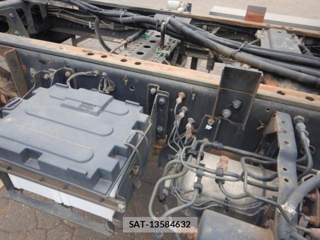 Isuzu FORWARD 2006-03 8561972-15