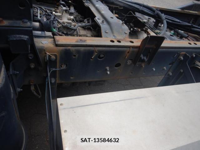 Isuzu FORWARD 2006-03 8561972-20