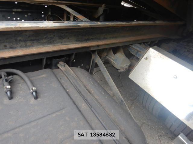 Isuzu FORWARD 2006-03 8561972-23