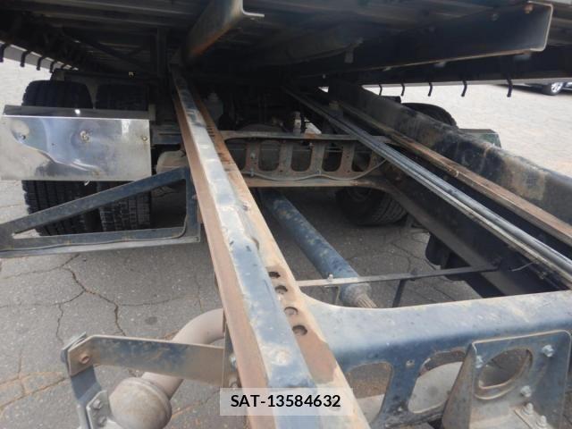 Isuzu FORWARD 2006-03 8561972-29