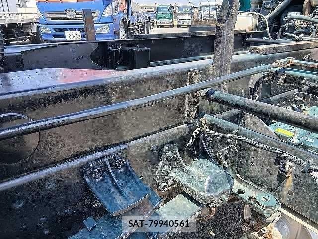 Isuzu FORWARD 2007-08 8626863-17