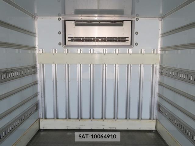 Isuzu FORWARD 2023-01 8626857-9