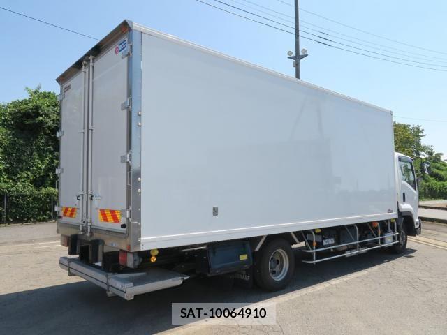 Isuzu FORWARD 2023-01 8626857-3
