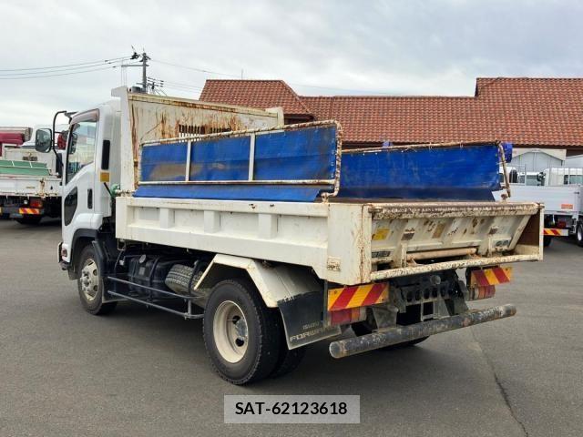 Isuzu FORWARD 2014-09 8626868-3