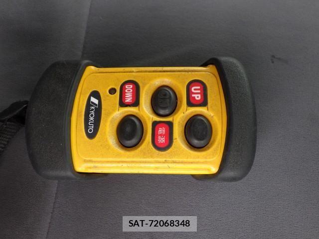 Isuzu FORWARD 2021-04 8626858-14