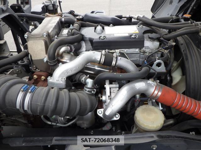 Isuzu FORWARD 2021-04 8626858-16