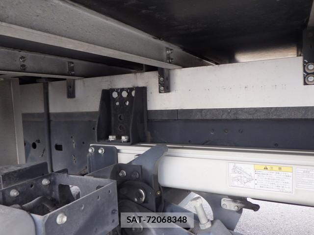 Isuzu FORWARD 2021-04 8626858-21