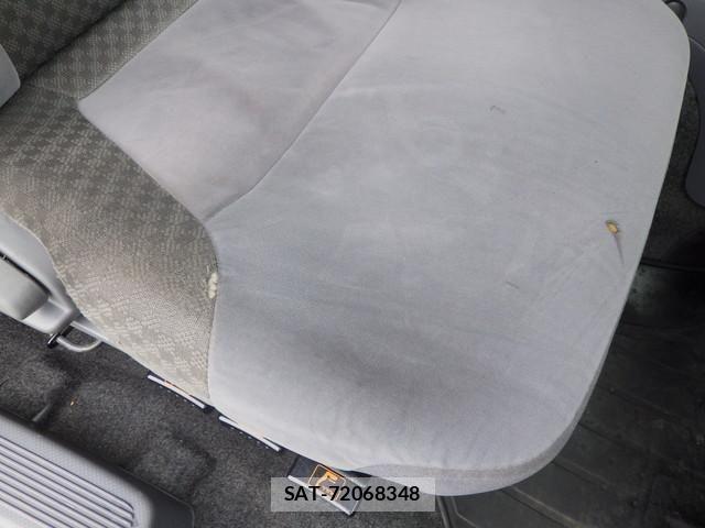 Isuzu FORWARD 2021-04 8626858-26