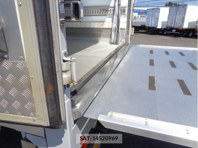 Isuzu FORWARD 2020-09 8626859-10