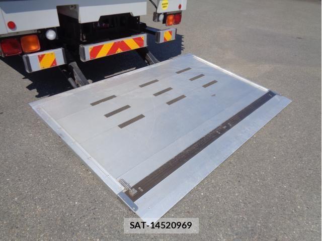 Isuzu FORWARD 2020-09 8626859-11