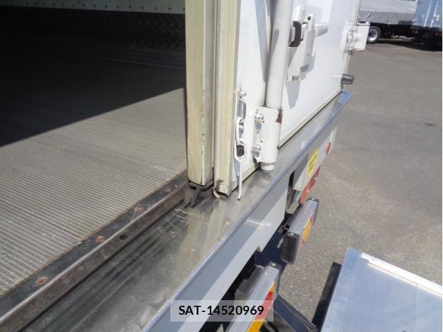 Isuzu FORWARD 2020-09 8626859-8