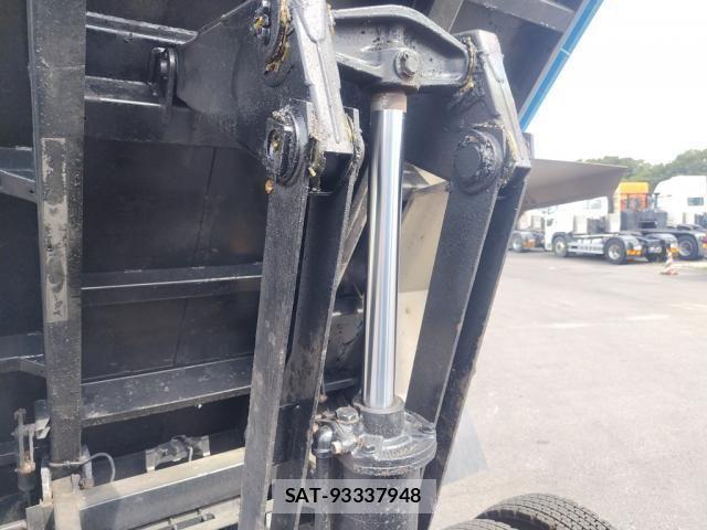 Isuzu FORWARD 2018-03 8626861-9
