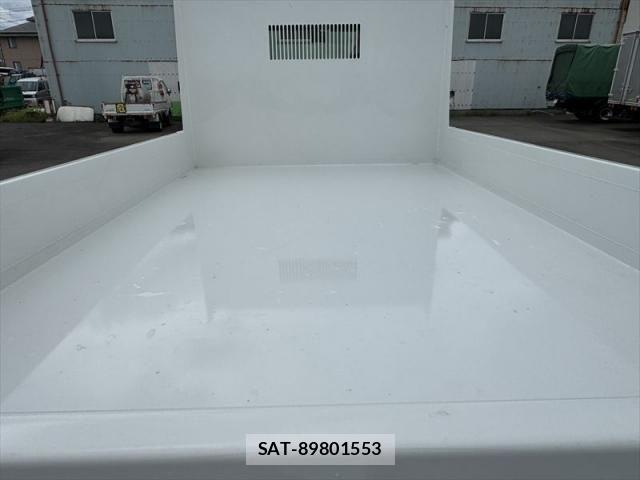 Isuzu FORWARD 2025-07 8666167-5