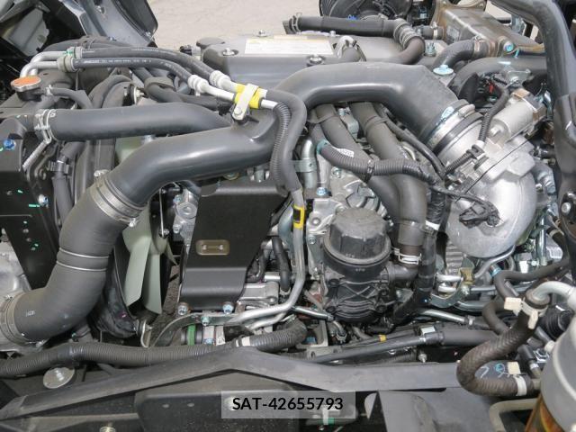 Isuzu FORWARD 2025-01 8659175-17