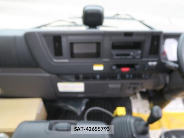 Isuzu FORWARD 2025-01 8659175-23