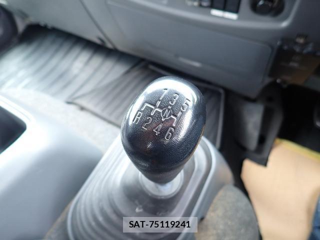 Isuzu FORWARD 2015-08 8659191-13