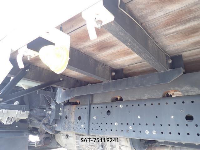 Isuzu FORWARD 2015-08 8659191-18