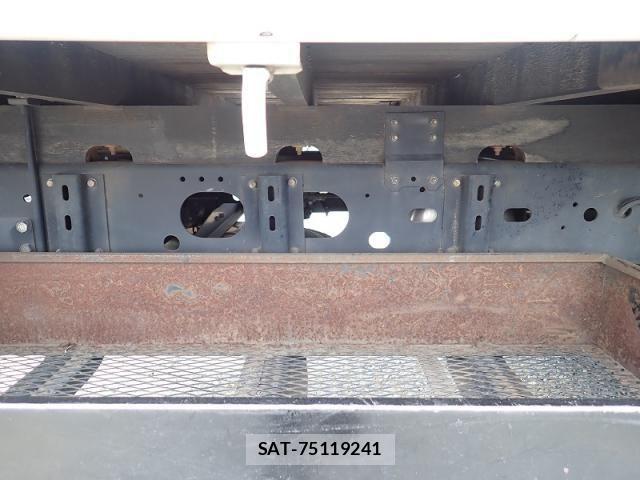 Isuzu FORWARD 2015-08 8659191-19