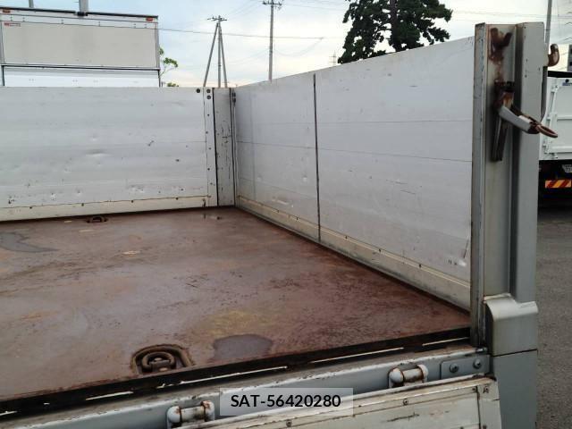 Isuzu FORWARD 2015-04 8666169-10