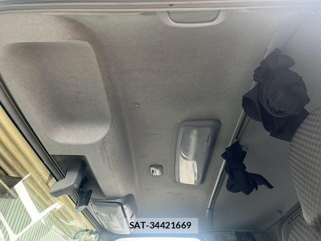 Isuzu FORWARD 2020-04 8659181-23