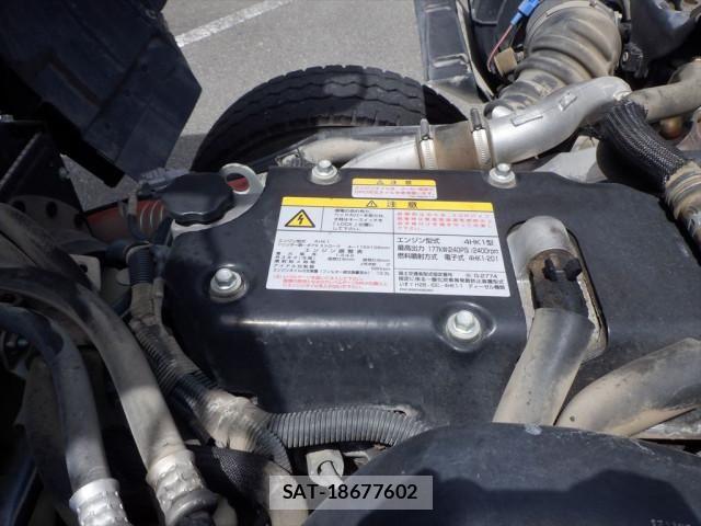 Isuzu FORWARD 2018-03 8659177-13