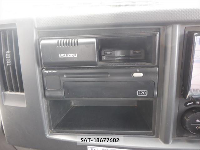 Isuzu FORWARD 2018-03 8659177-23