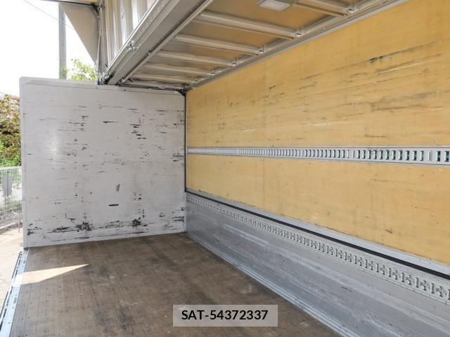 Isuzu FORWARD 2022-02 8659180-10