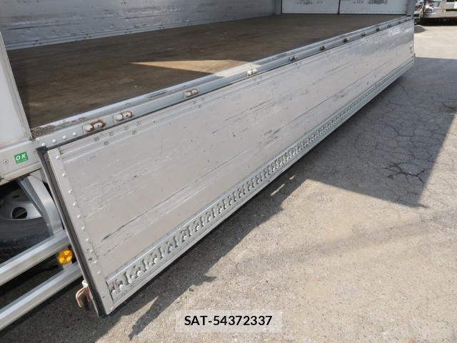 Isuzu FORWARD 2022-02 8659180-13